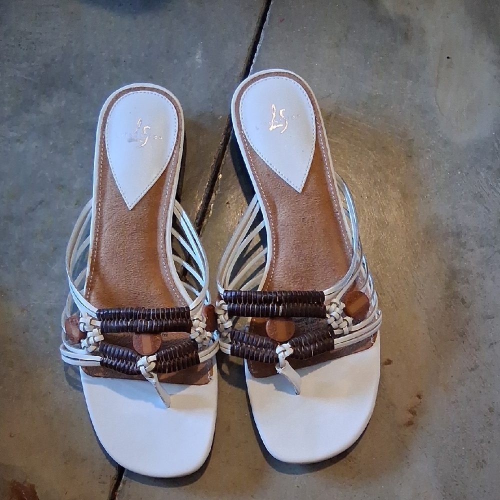 Life Stride White Sandals with Crisscross Straps